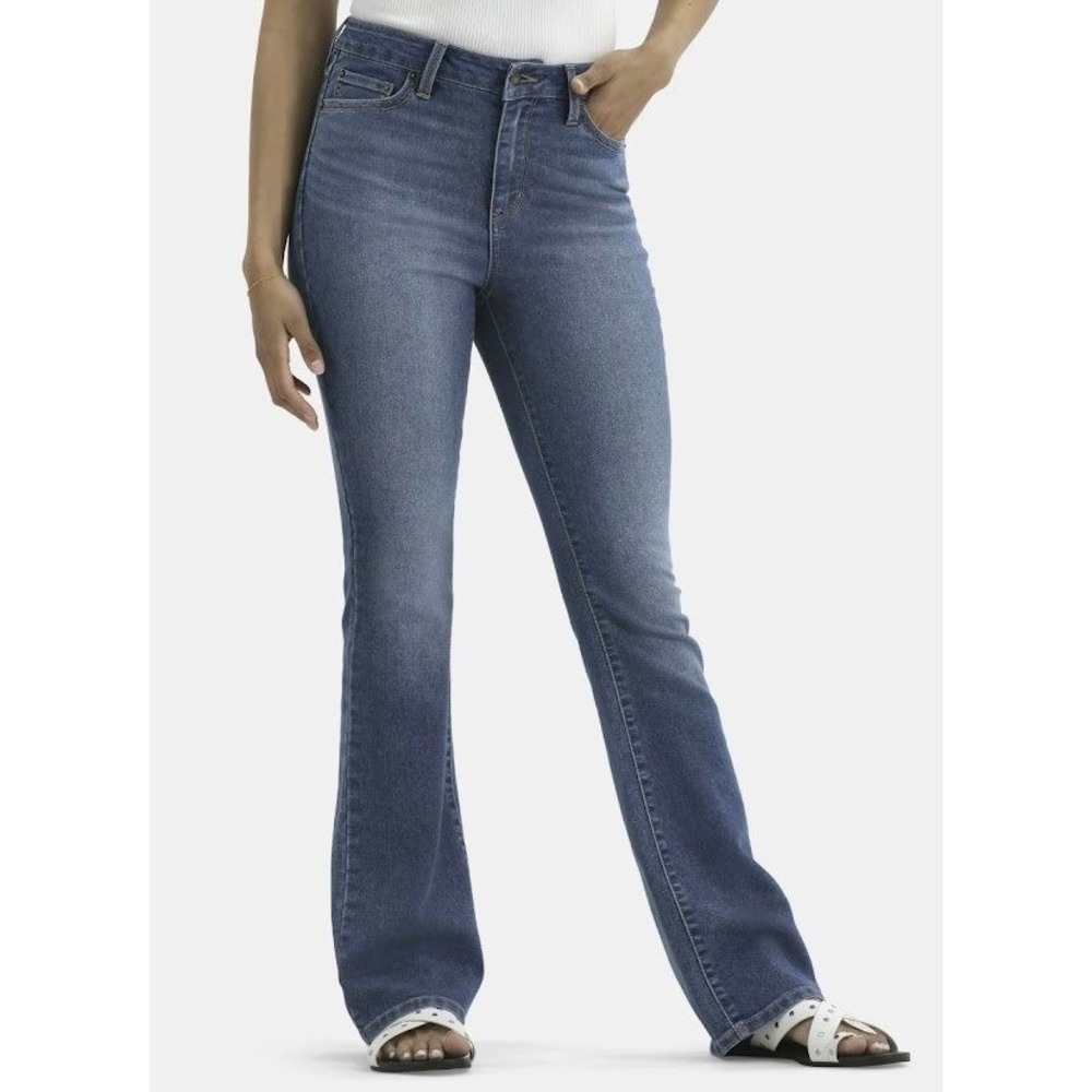 No Boundaries Mid-Rise Bootcut Jeans Medium Wash Blue Size 0 NWT